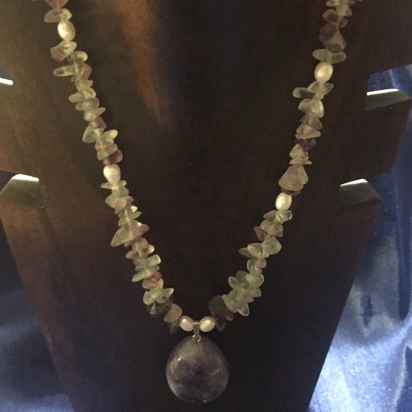 ⚡️One of a kind necklace & earrings set - Picture 2 of 8